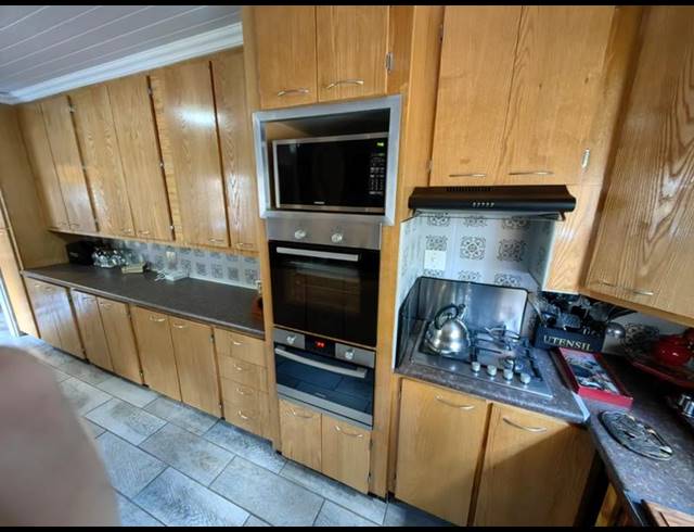 4 BEDROOM HOUSE FOR SALE IN VANDERBIJLPARK SE 6